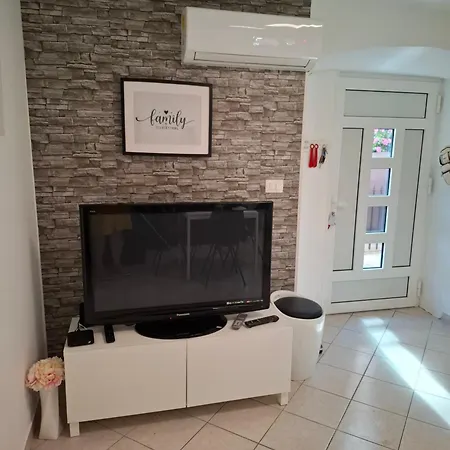 Apartma Tanja Apartment *